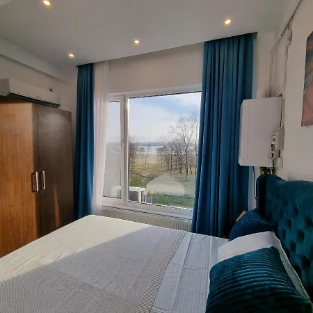 Sky Κονστάντζα